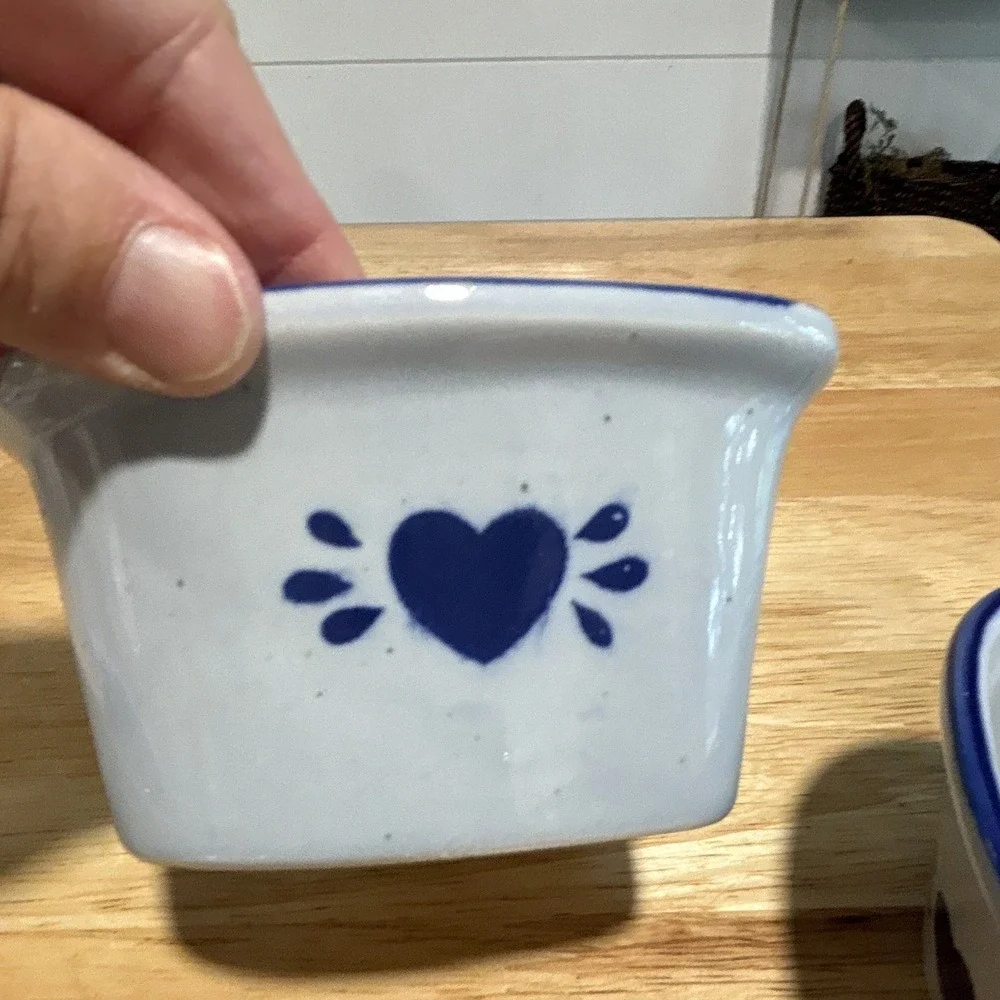 3 Adorable Crock-like Heart-Shaped and patterned Bowls Gray/Blue Glossy